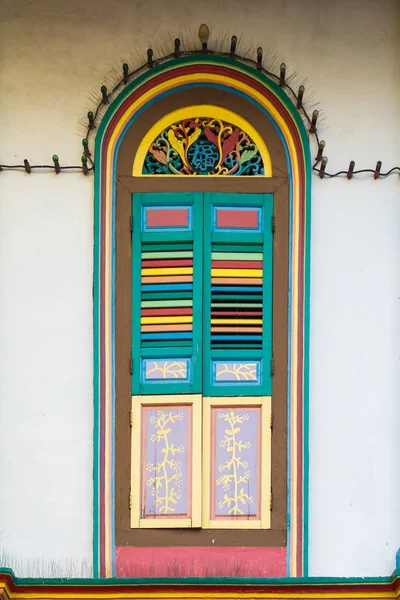 Fenêtre Bois Colorée Bâtiment Architectural Style Colonial Dans Petite Inde — Photo