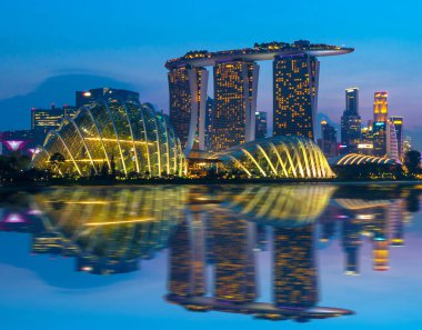 Singapur 'un güzel manzara turistik merkezleri Marina Körfezi Kum ve Singapur' un ünlü yeri.