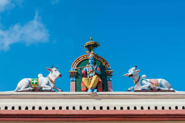 Barevná Socha Srí Mariamman Nejstarší Hinduistický Chrám Chinatown Cestovní Destinace — Stock fotografie