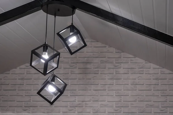 Vierkante Zwarte Metalen Plafond Lamp Kubus Vorm Moderne Interieur Decoratie — Stockfoto