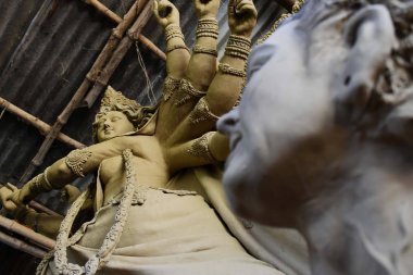 Durga Puja, Hint yarımadasında her yıl düzenlenen hindu festivalidir..