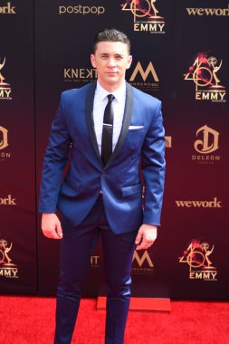 Billy Flynn 2019 Daytime Emmy Ödülleri 'ne katılıyor. Fotoğraf: Michael Mattes / michaelmattes.com