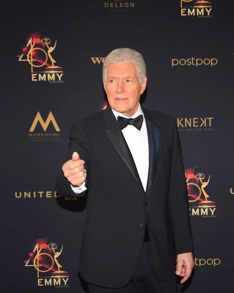 Alex Trebek 2019 Daytime Emmy Ödülleri 'ne katılıyor. Fotoğraf: Michael Mattes / michaelmattes.com