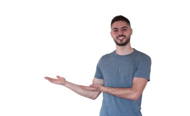 Beyaz tişörtlü gülen adam, portre