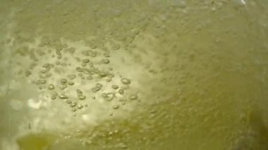 sıcak yağda patates yavaş hareket