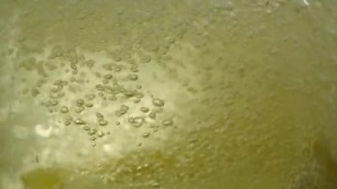 sıcak yağda patates yavaş hareket