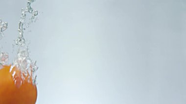 suda kaynatma domates yakın