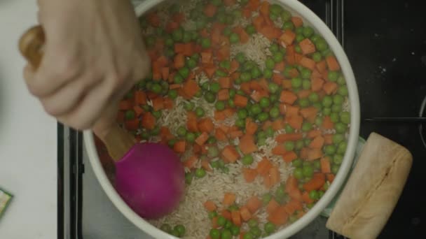 Vista Recortada Mujer Amasando Comida Durante Preparación — Vídeos de Stock