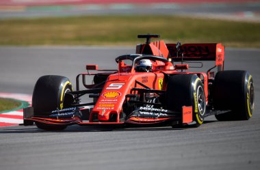 Barcelona, İspanya 18 Şubat 2019: Sebastian Vettel Formula bir Test gün, devre, Barcelona-Catalunya boyunca.