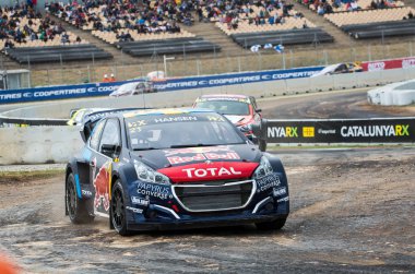 Barselona, İspanya - 28 Nisan 2019: Timmy Hansen, Barcelona Catalunya Pisti'nde düzenlenen Fia Dünya Ralli Kros Şampiyonası'nda.