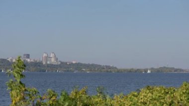 Nehir ve şehir Dnipro Ukrayna görünümü