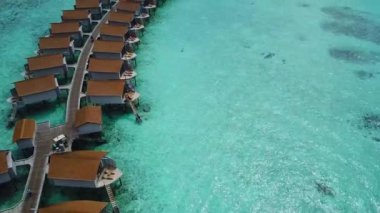 Bungalov otel, Maldivler hava uçak ateş