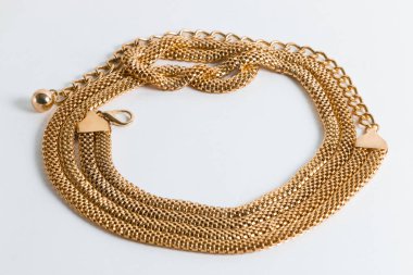 Yaldızlı uzun zincirli, trendy ve şık kadınlar Mücevherat beyaz