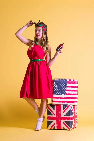 Perm Russia Dec 2017 Woman Poses Studio Retro Bottle Coca — Stock Photo, Image