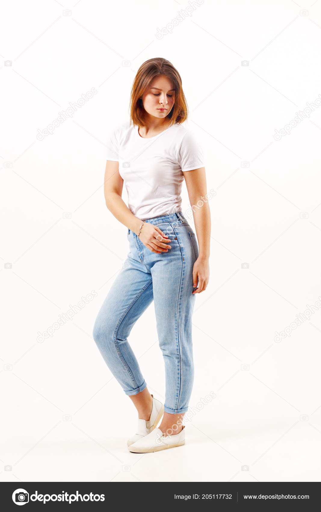 white shirt and jeans for ladies