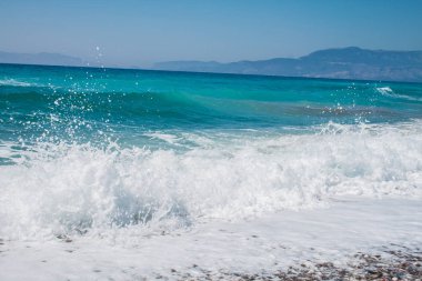 Deniz ve dalgalar