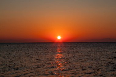 Yunanistan'da Rodos limanında gün doğumu