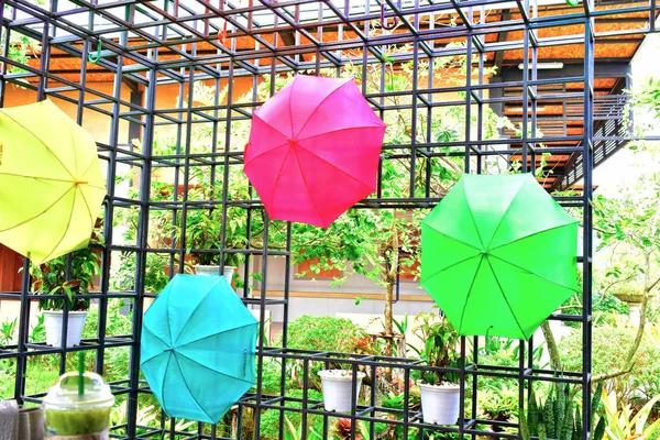Paraguas Multicolor Aspecto Excepcional Hermosos Colores Rojo Amarillo Verde Azul — Foto de Stock