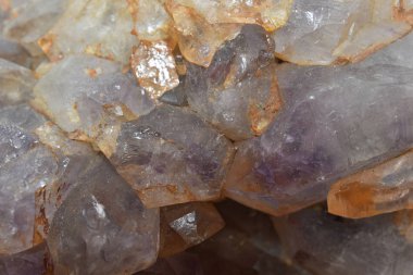 Ametist kuvars Orijinal, doğal, güzel ve zor bulmak değerli bir öğedir