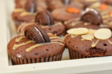  Fırında ekmek ve çikolata var. Birçok türde biz kolayca satın almak için seçebilirsiniz.