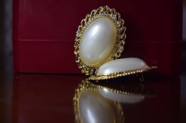  Gerçek inci kabukları gelen doğal bir inci, güzel ve yuvarlak renk, güzel ve pahalı takı yapmak için kullanılabilir