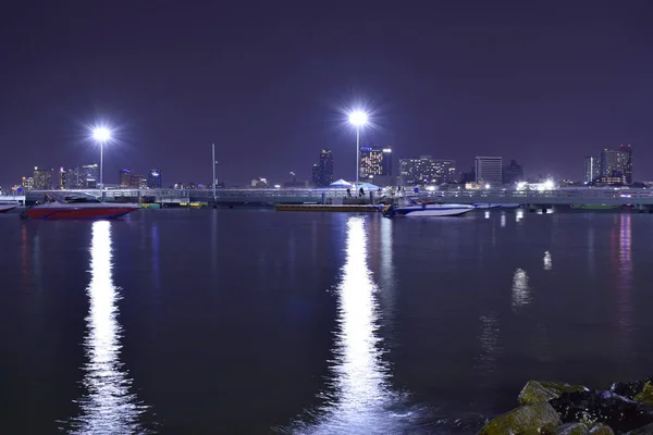 Pattaya Pier Natten Finns Ett Vackert Ljus Och Det Finns — Stockfoto