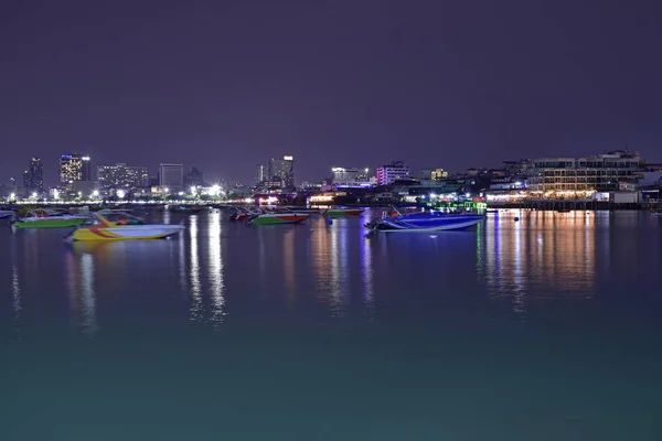 Pattaya Pier Night Beautiful Light Many Boats Waiting Tourists Night — Stock Photo, Image