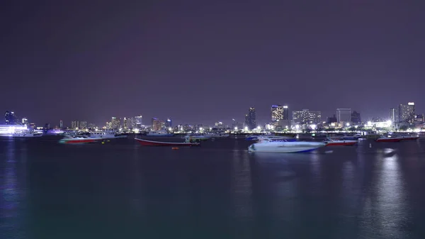 Muelle Pattaya Por Noche Hay Una Hermosa Luz Hay Muchos —  Fotos de Stock