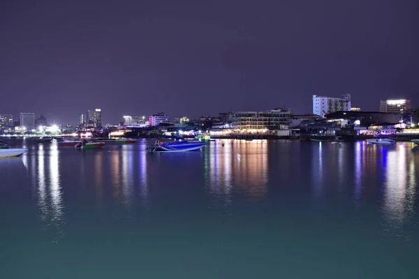 Pattaya Móló Éjszaka Van Egy Gyönyörű Fény Sok Hajó Vár — Stock Fotó