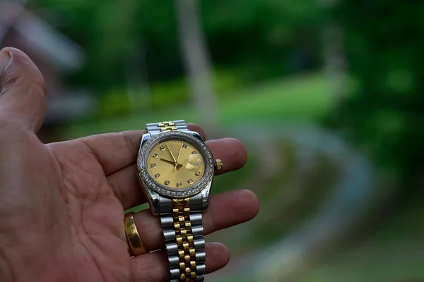 高級時計は長い間収集されてきた時計です — ストック写真