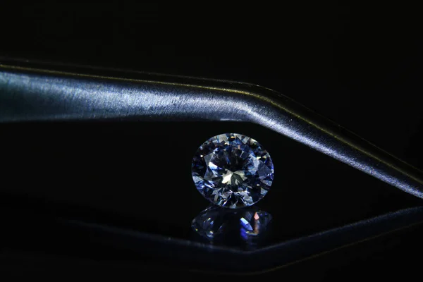 다이아몬드 값비싸고 희귀하다 보석을 만들기 위해서 — 스톡 사진
