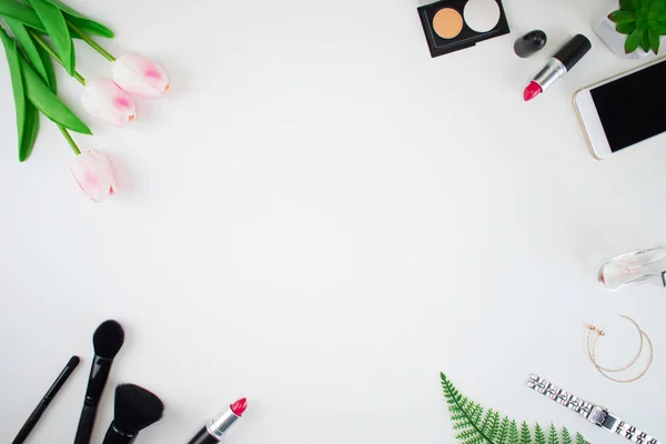 Top view workspace, home office. Women's fashion with tulips, ey — Stock Photo, Image