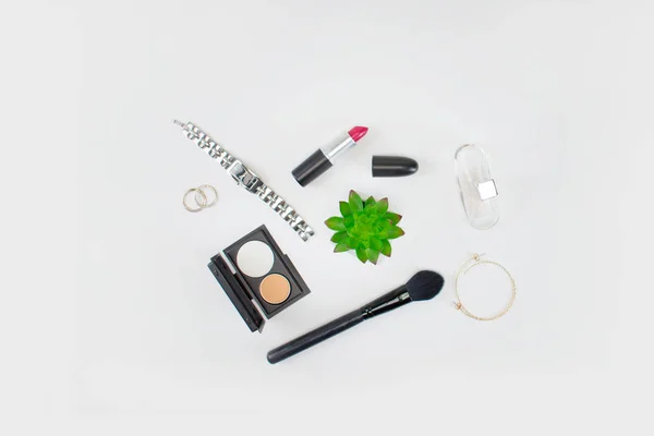 Makeup accessories for business women. Women's fashion. Top view — Stock Photo, Image