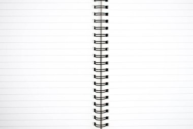 Beyaz dokulu boş not defteri ve kopyalama alanı içeren ızgara çizgileri