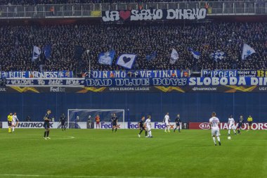Zagreb, Hırvatistan - 21 Şubat 2019: Uefa Avrupa Ligi 2018 / 2019, Gnk Dinamo vs. Viktoria Plzen. Oyuncular iş başında 