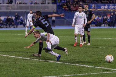 Zagreb, Hırvatistan - 21 Şubat 2019: Uefa Avrupa Ligi 2018 / 2019, Gnk Dinamo vs. Viktoria Plzen. Eylemde Arijan Ademi (5) 
