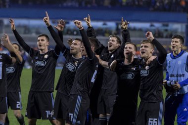 Zagreb, Hırvatistan - 21 Şubat 2019: Uefa Avrupa Ligi 2018 / 2019, Gnk Dinamo vs. Viktoria Plzen. Dinamo oyuncuları zaferi kutluyor