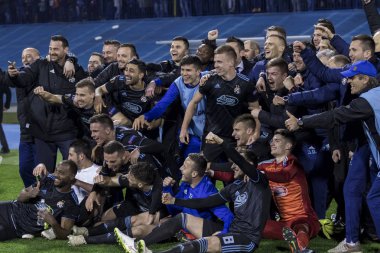 Zagreb, Hırvatistan - 21 Şubat 2019: Uefa Avrupa Ligi 2018 / 2019, Gnk Dinamo vs. Viktoria Plzen. Dinamo oyuncuları zaferi kutluyor