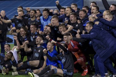 Zagreb, Hırvatistan - 21 Şubat 2019: Uefa Avrupa Ligi 2018 / 2019, Gnk Dinamo vs. Viktoria Plzen. Dinamo oyuncuları zaferi kutluyor