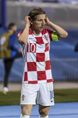 Zagreb, Hırvatistan - 21 Mart 2019: Uefa Euro 2020 Ön eleme turu. Hırvatistan Azerbaycan 'a karşı. Luka Modriç (10))