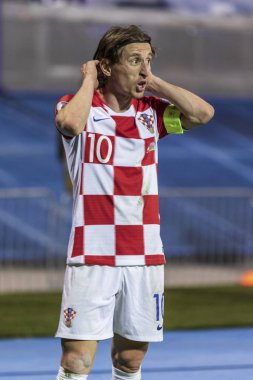 Zagreb, Hırvatistan - 21 Mart 2019: Uefa Euro 2020 Ön eleme turu. Hırvatistan Azerbaycan 'a karşı. Luka Modriç (10))