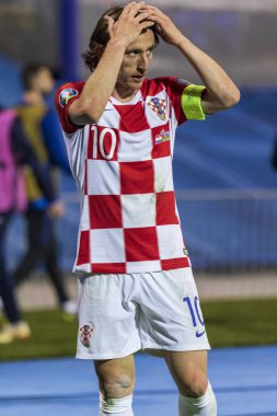 Zagreb, Hırvatistan - 21 Mart 2019: Uefa Euro 2020 Ön eleme turu. Hırvatistan Azerbaycan 'a karşı. Luka Modriç (10))