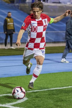 Zagreb, Hırvatistan - 21 Mart 2019: Uefa Euro 2020 Ön eleme turu. Hırvatistan Azerbaycan 'a karşı. Luka Modriç (10))