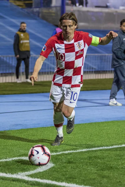 Zagreb, Hırvatistan - 21 Mart 2019: Uefa Euro 2020 Ön eleme turu. Hırvatistan Azerbaycan 'a karşı. Luka Modriç (10))