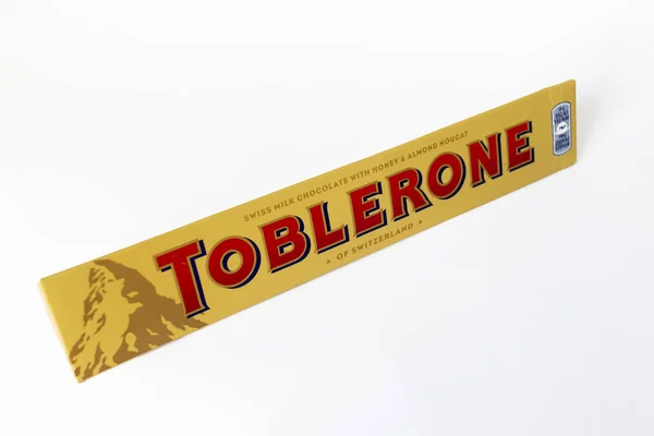 Zagreb Croatia Março 2019 Toblerone Swiss Milk Chocolate Honey Almond — Fotografia de Stock