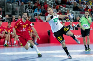 Zagreb, Hırvatistan - 13 Ocak 2018: Avrupa Erkekler Hentbol Şampiyonası, Ehf Euro 2018 C Grubu Almanya - Karadağ 32: 19. Eylemde Steffen Weinhold (17) 