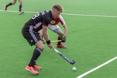 Zagreb, Hırvatistan - 26 Haziran 2018: Hırvatistan 2018 'de Hokey Serisi açıldı. Avusturya ile Galler arasında maç (3-0). Saha Hokeyi oyuncuları iş başında