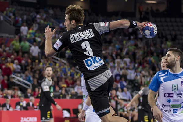 Zagreb, Hırvatistan - 15 Ocak 2018: Avrupa Erkekler Hentbol Şampiyonası, Ehf Euro 2018 ana tur Slovenya-Almanya maçı 25: 25. Görev sırasında Uwe Gensheimer (3)