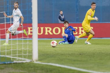 Zagreb, Hırvatistan - Nisan 04, 2018: Gnk Dinamo ile Hnk Rijeka arasındaki Hırvatistan Birinci Futbol Ligi maçı. Eylem halinde  