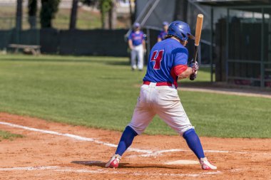 Karlovac, Hırvatistan - 26 Mayıs 2018: Euro Interleague Baseball maçı Beyzbol Kulübü Zagreb ile Bk Olimpija 83. Beyzbol oyuncusu iş başında
